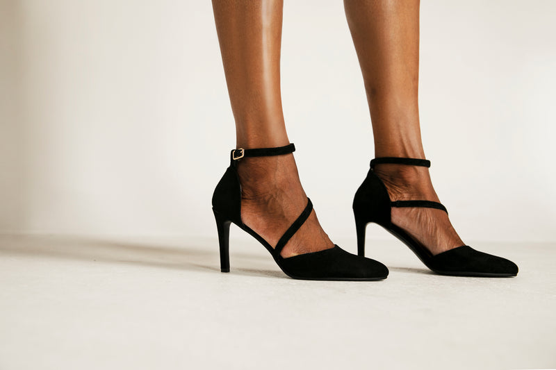 Sabrina - Suede Closed Toe Heel in Black